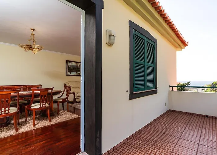 Bela Vale Nº4 Ribeira Brava